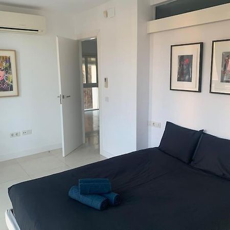 Spacious Loft / Literally At The Foot Of Alhambra Apartment Granada Exterior photo